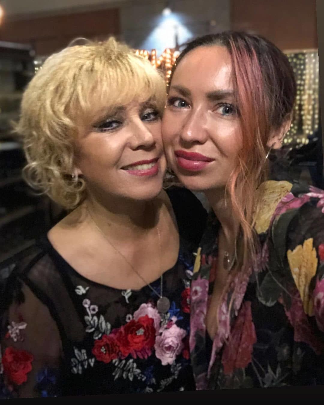 Без яшибез, Әнкәй, син булганга!