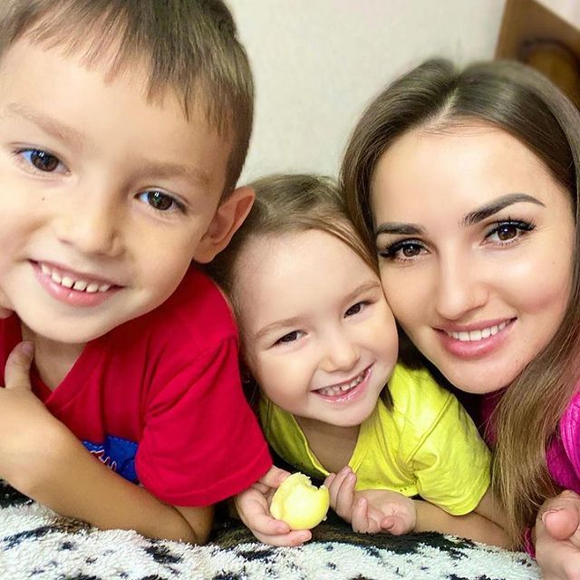 Без яшибез, Әнкәй, син булганга!
