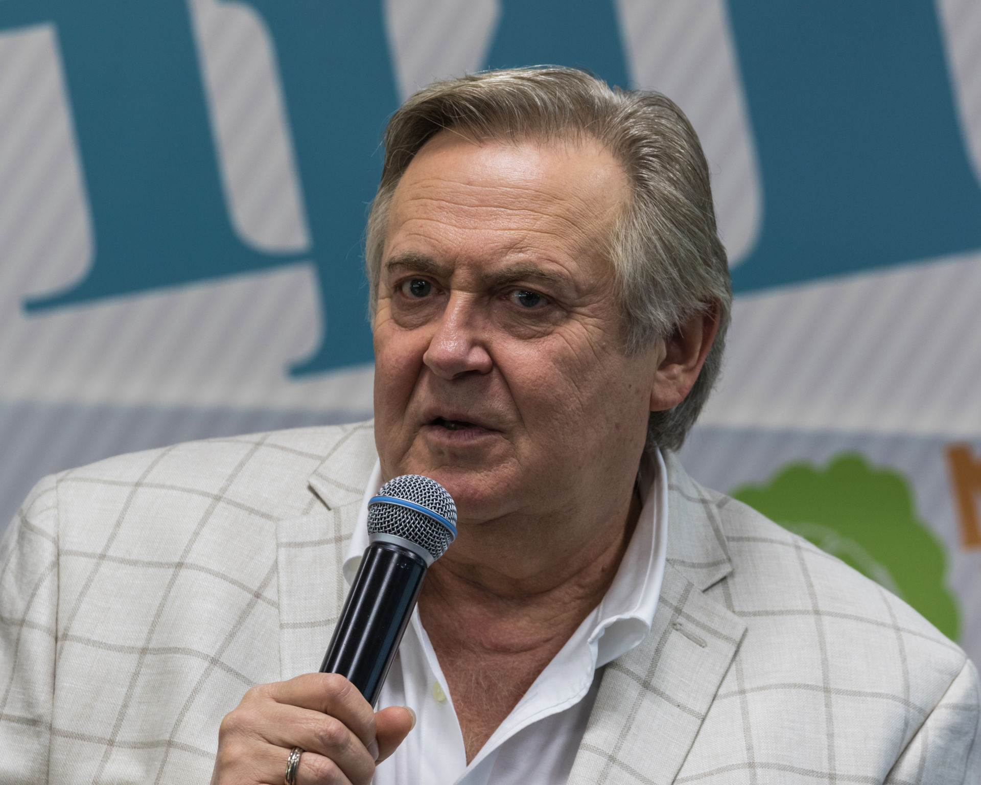 Юрий Стоянов рассказал о страшной беде