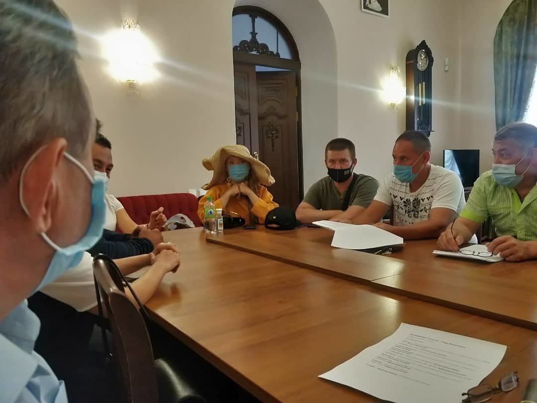 Тинчурин театры артистлары җәйге ялдан чыктылар