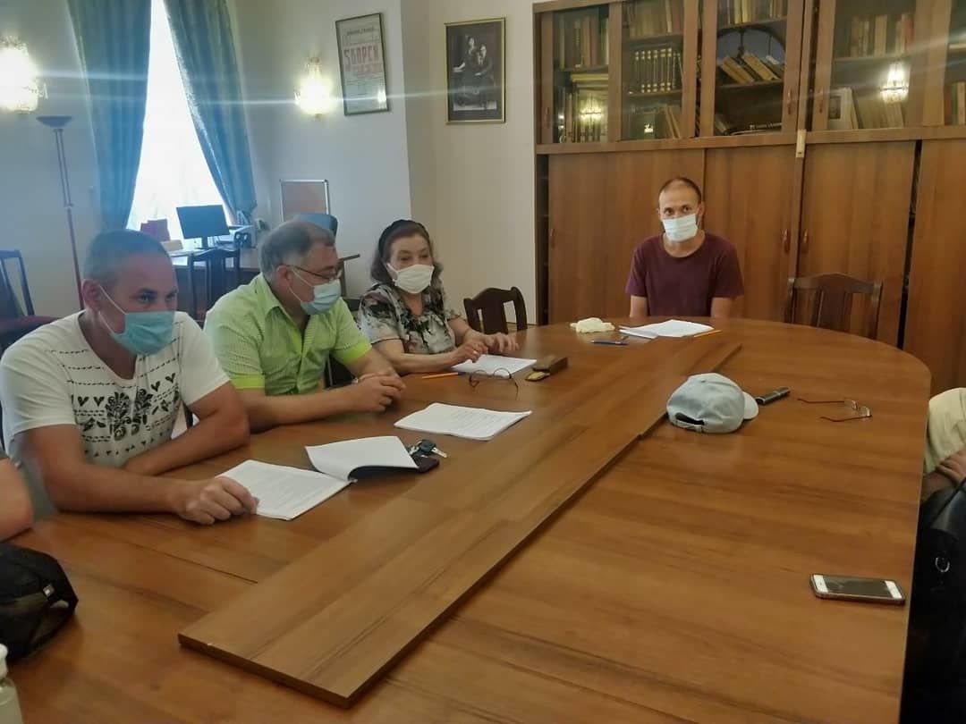 Тинчурин театры артистлары җәйге ялдан чыктылар