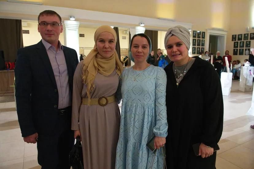 «Өчәү» премьерасы: блогер Шәмси, каһвә «корбаны» Айгөл һәм бәхетсез ир язмышы