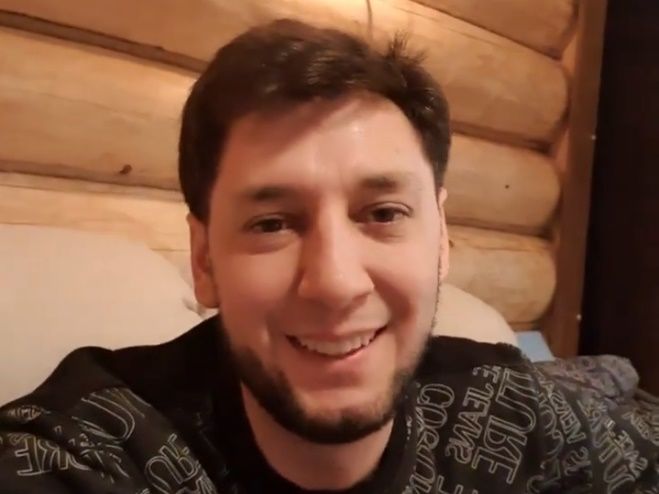 «Тамашачыларым белән урамда калдым...»