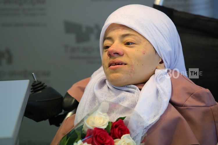 «Янә яратылып, үземне көчсез булып хис итәсем килә...»
