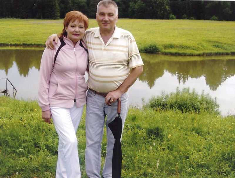 «Мин сәхнә, тамашачы, җырлардан башка яши алмый идем инде...»